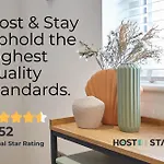Host & - Chatsworth Court Σκάρμπορο
